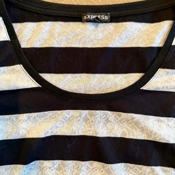 Huge Lot of 21 Women’s Sweaters Dress Casual Shirts Fall/Winter Clothing Sz S/M - Picture 5 of 8